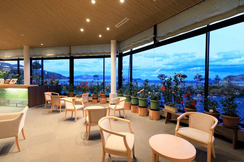 ラウンジ ｢海のシルクロード｣