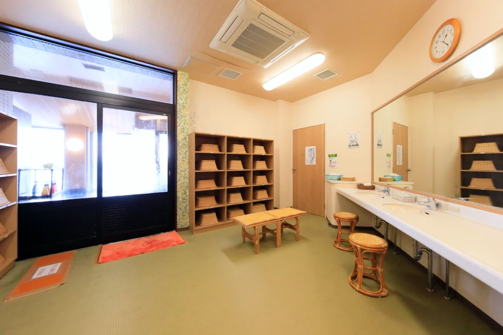 大浴場「花の湯」